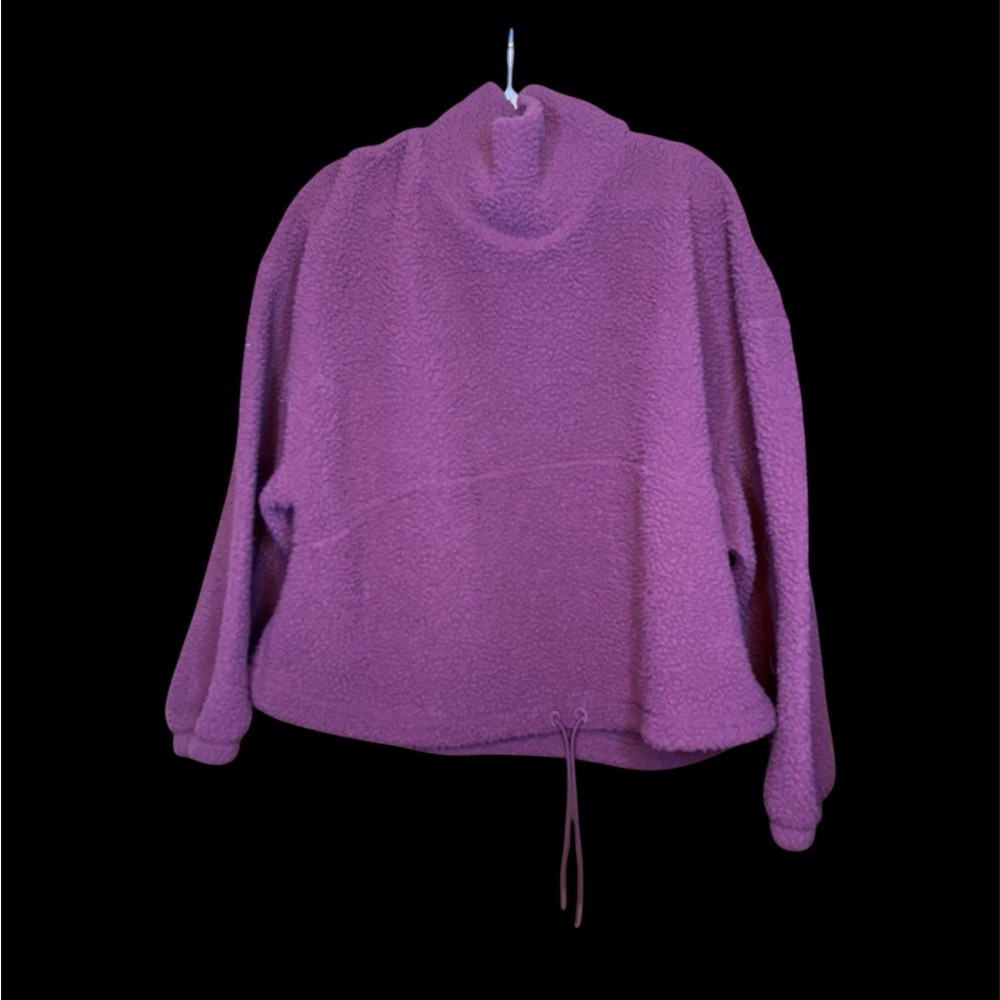 Old Navy Turtleneck Cropped Pullover